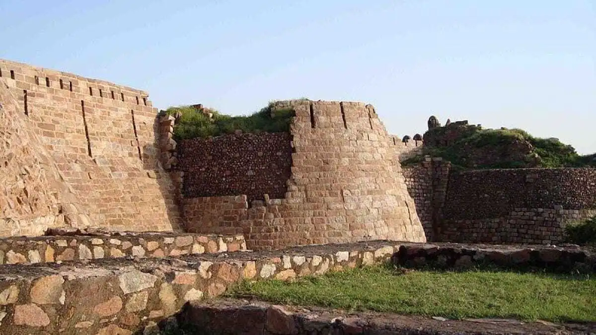 Badarpur Fort